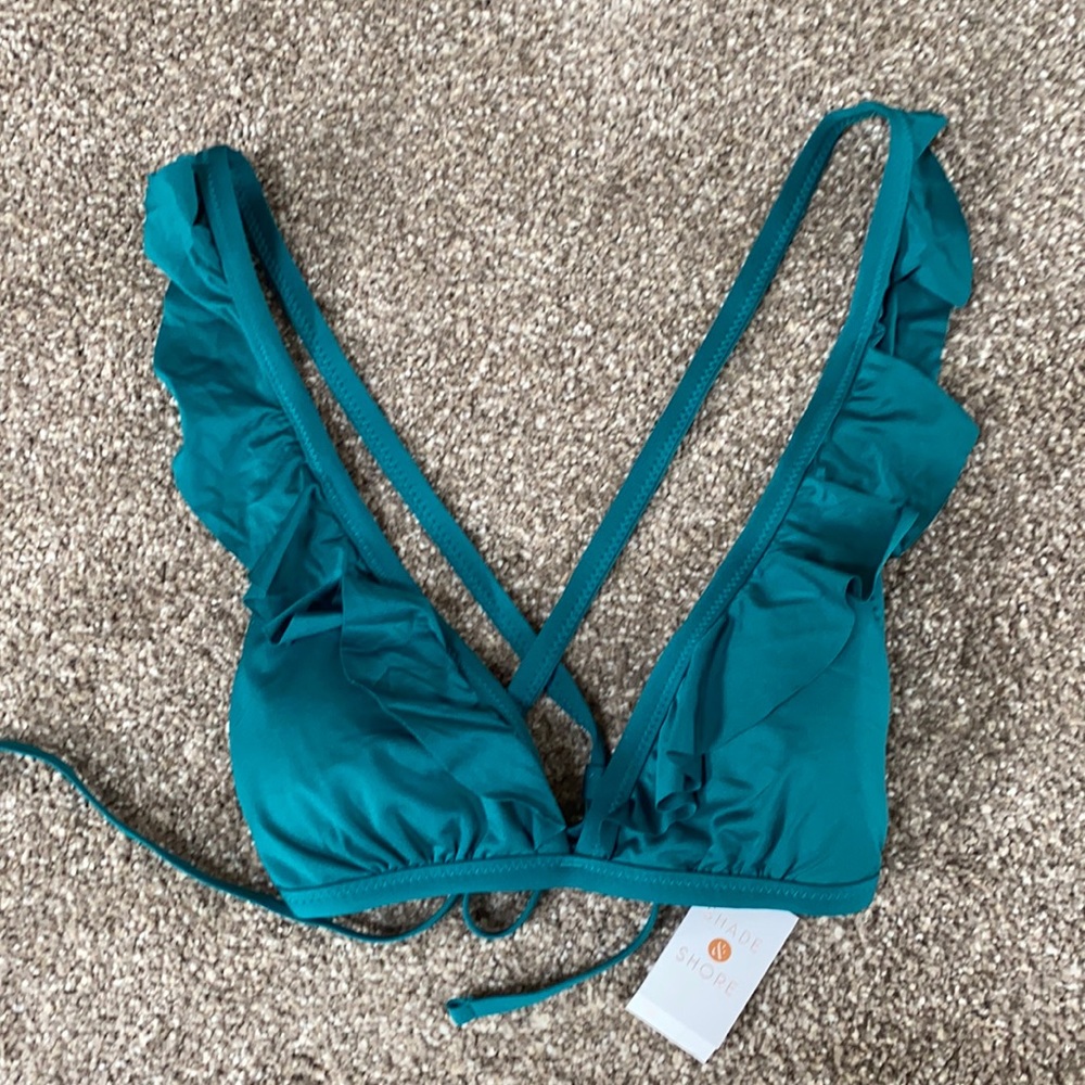 Ruffle bikini top
